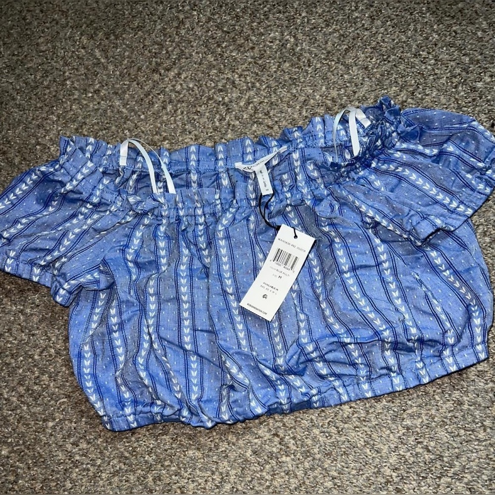 Bcbgeneration med crop top NWT - Picture 1 of 3